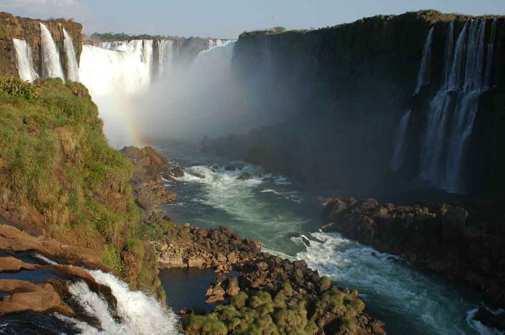 Argentina 019 - parque nacional do Iguazu - Brasil - catarata Garganta del Diablo.jpg